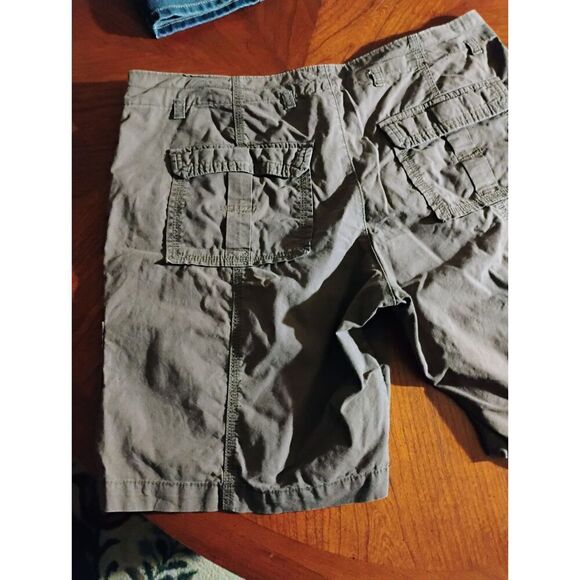 Cargo shorts by Lee - Size: 14 Medium (1139) - Picture 6 of 6